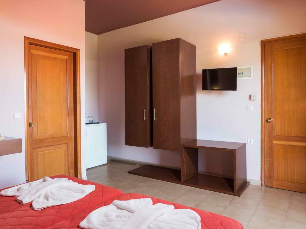 Petritos Rooms And Studios Falasarna Dış mekan fotoğraf